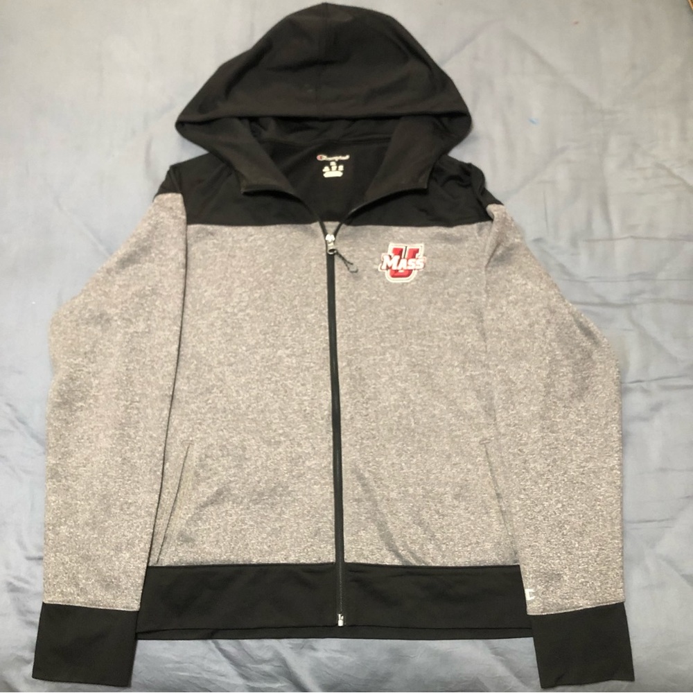 UMass Athletics Official Champion Zip Up Hoodie L/XL